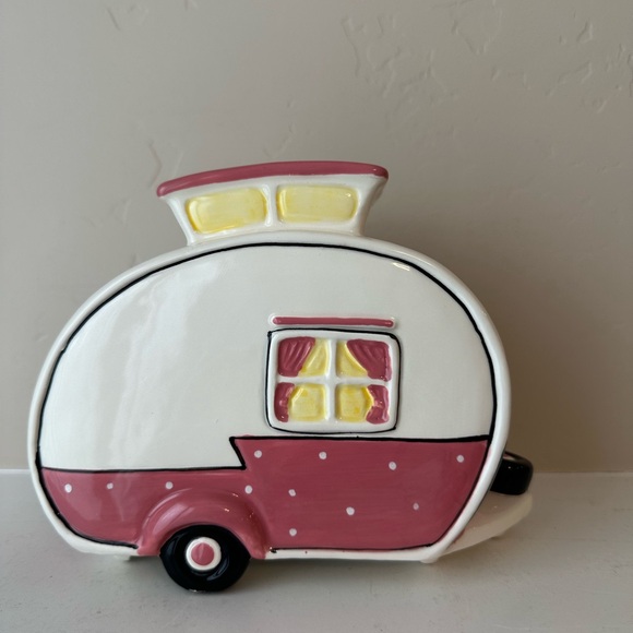 Blue Sky Clay works x Hello Kitty Retro Camper Figurine VHTF SOLD OUT - Picture 4 of 7